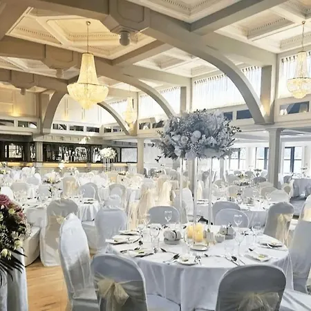Ballyliffin Hotel מלון 3*