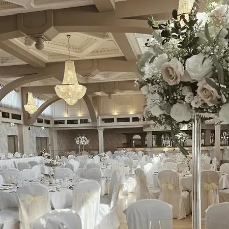 Ballyliffin Hotel בליליפין