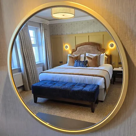 Ballyliffin Hotel בליליפין