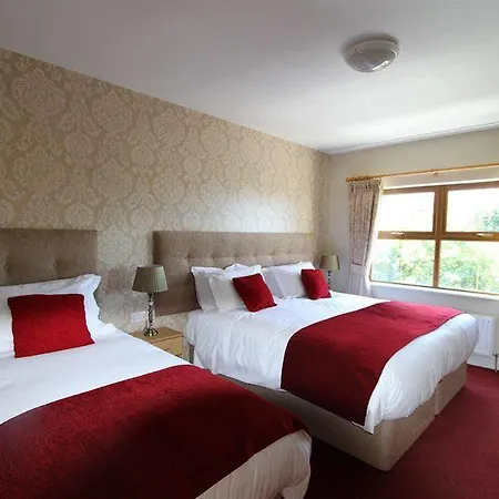 מלון Ballyliffin Hotel 3*